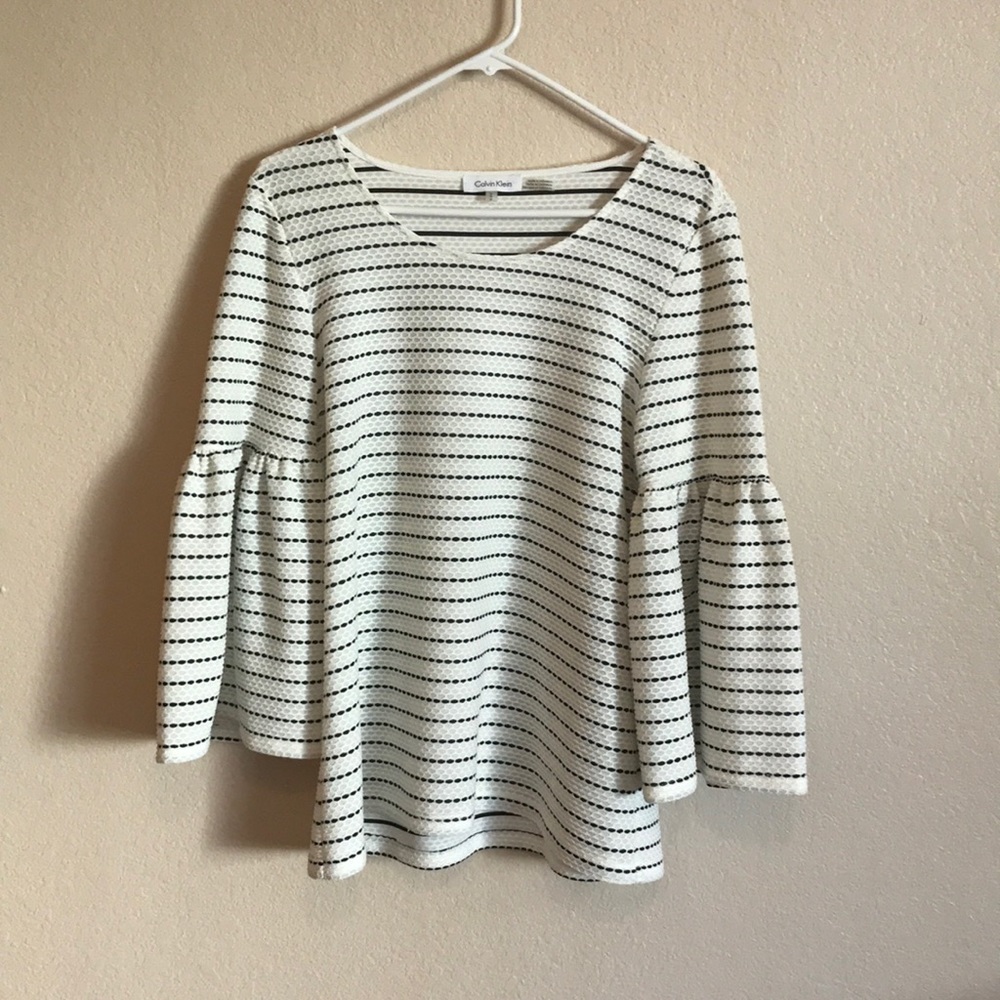 Women’s Bell sleeve Dress Top